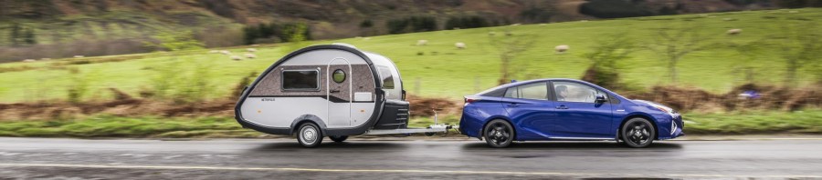 534215-toyota-prius-remolque-dinamicawp